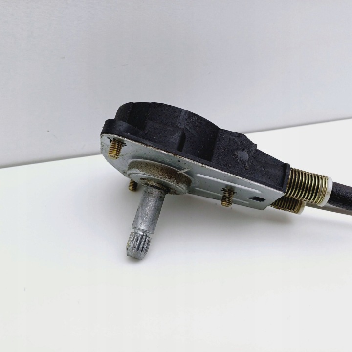 фото №6, Подъемник стекло механический правое зад mazda 323 f nr2153