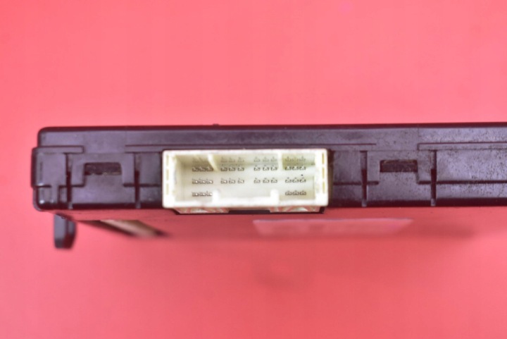 фото №8, Блок керування  модуль bsi 89221-02331 toyota auris 2 ii 1.8 гібрид 99 km 12-15