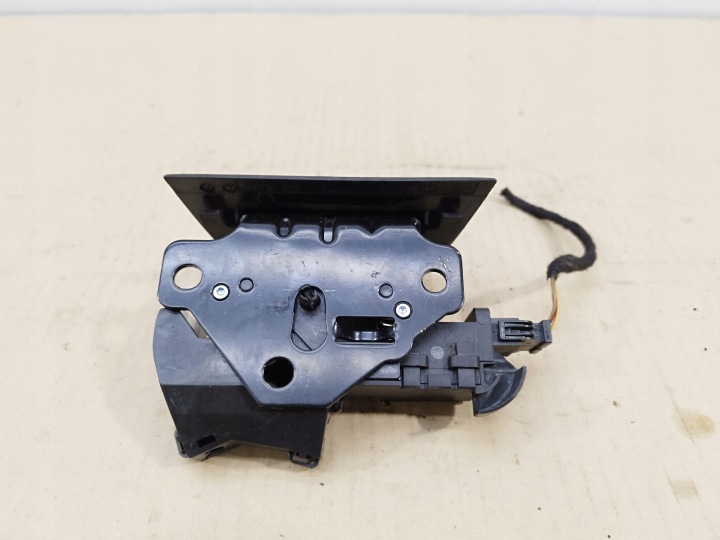 фото №13, Замок кришки багажника audi a3 8p hb 5d роки 2003-2008 audi a4 b8 sedan 8-11