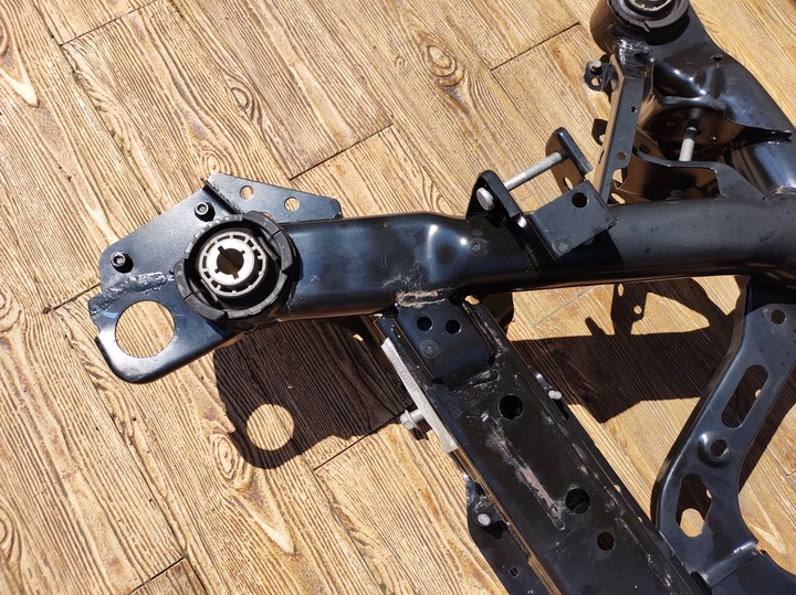 фото №12, Volvo v60 18r- візок підрамник зад