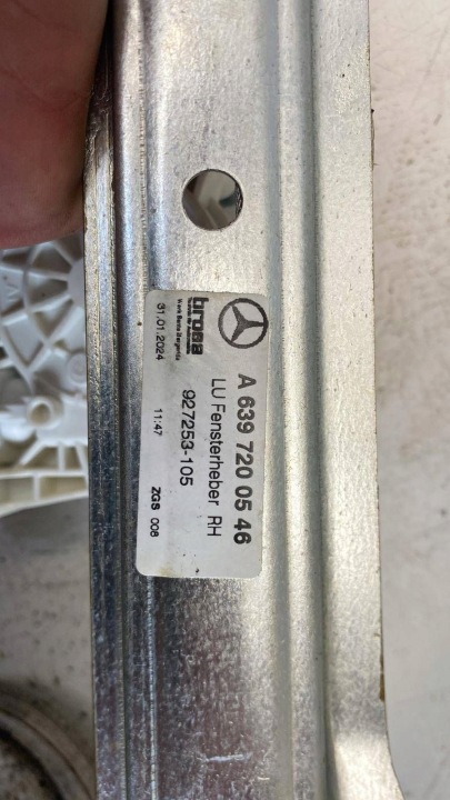 фото №11, Mercedes vito w639 механизм стеклоподъемник правый перед a6397200546
