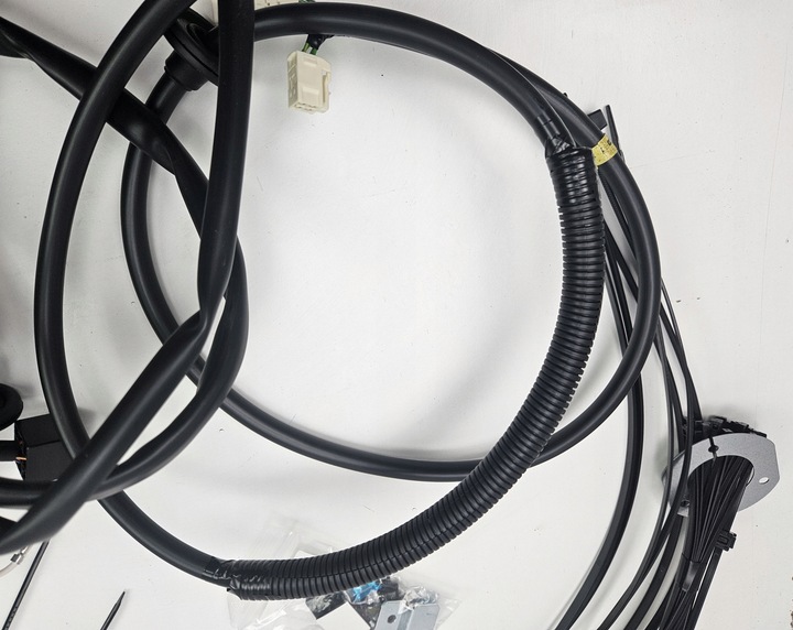 фото №12, Toyota rav4 13 - 19 жгут instalaca фаркоп буксировочный 13 pin pw5d0-0r000