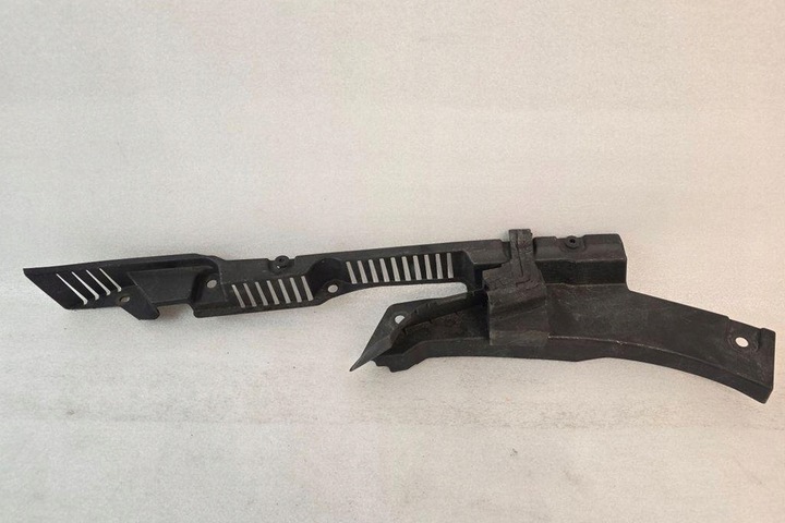 фото №1, Крепление передней левого крыльев volvo xc60 32216109 2.0l 2023