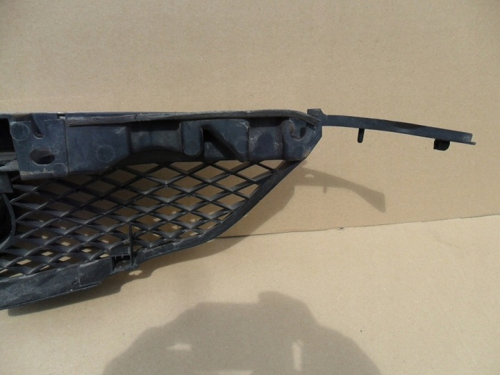 фото №10, Mazda premacy cp 1998 1999 2000 решётка радиатора