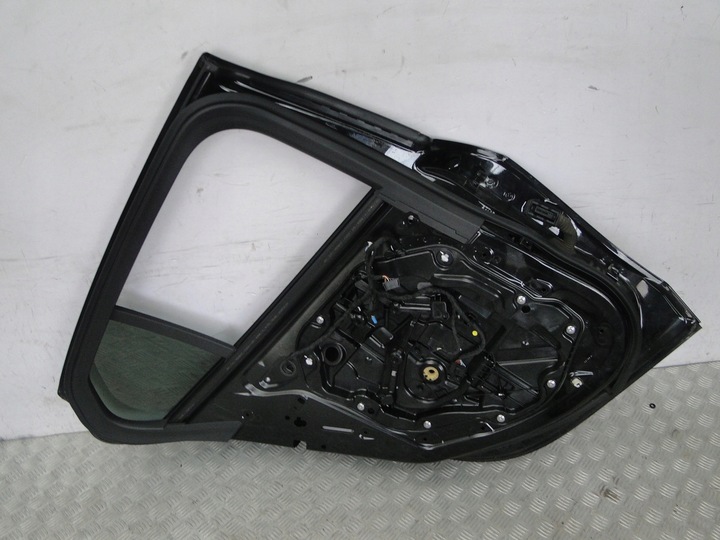 фото №14, Двері зад bmw 1 f40 2019 чорний sapphire