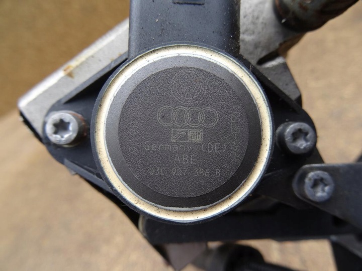 фото №8, Audi a3 8p golf v leon ii 1.6 fsi blf планка вприскувальний шланг 03c907386b