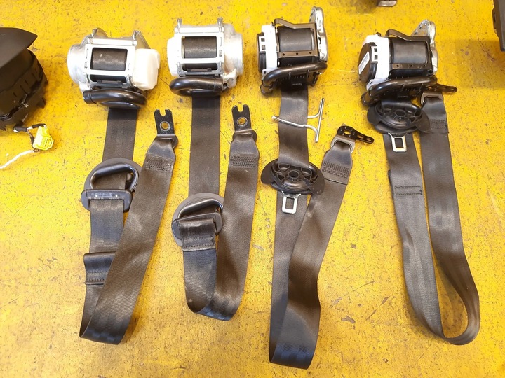 фото №12, Skoda kodiaq панель консоль ремни air bag комплект