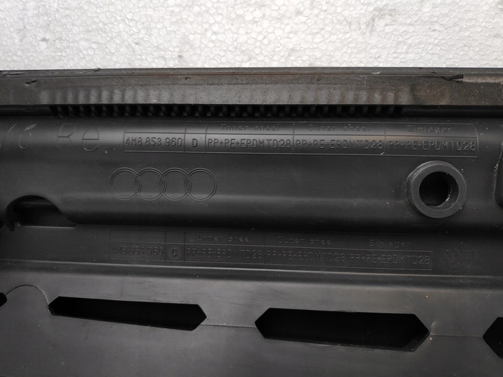 фото №13, Audi q8 4m8 планка двері праві перед 4m8853960d