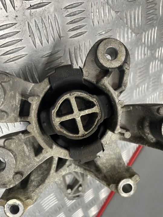 фото №8, Подушка коробки левая mini one ii r56 1.4vti 06-13
