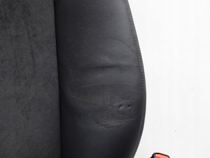 фото №12, Сидіння шкіра audi r8 2020r 4s spyder + оббивка двері боковина