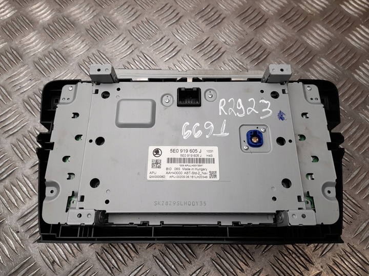 фото №5, Радіо з програвач cd škoda octavia iii combi 2017 5e0919605j