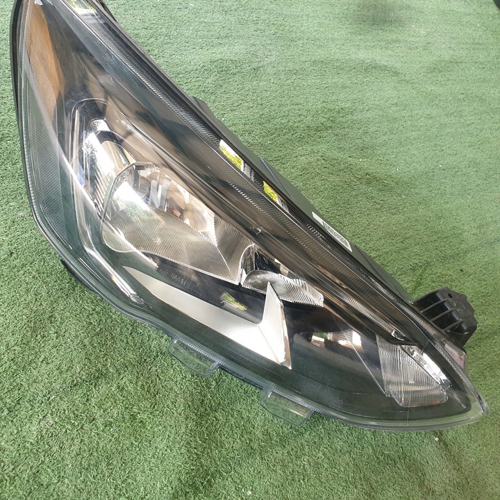 фото №1, Лампа праві перед led focus mk4 jx7b-13w029-ce