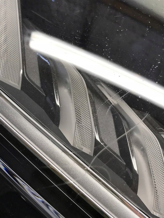 фото №9, Audi q8 2020 права лампа передня 4m8941036