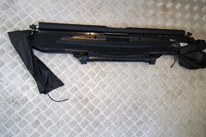 фото №1, Чёрная ролета зад mercedes c w205 cabrio a205690030