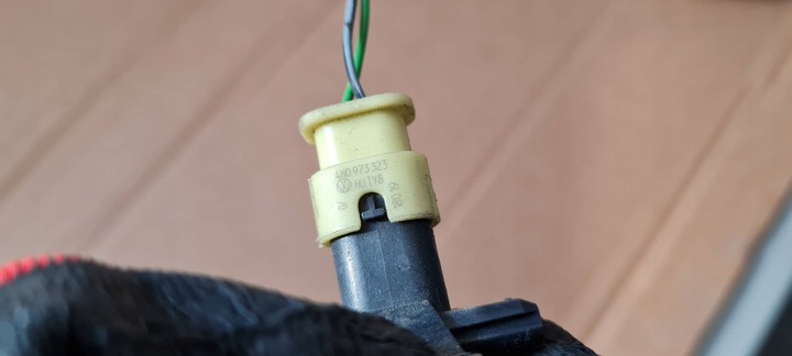 фото №7, A4 b9 8w рестайлінг s4 датчик ударний штекер 4m0959651 a5 8w s5 q7 q5