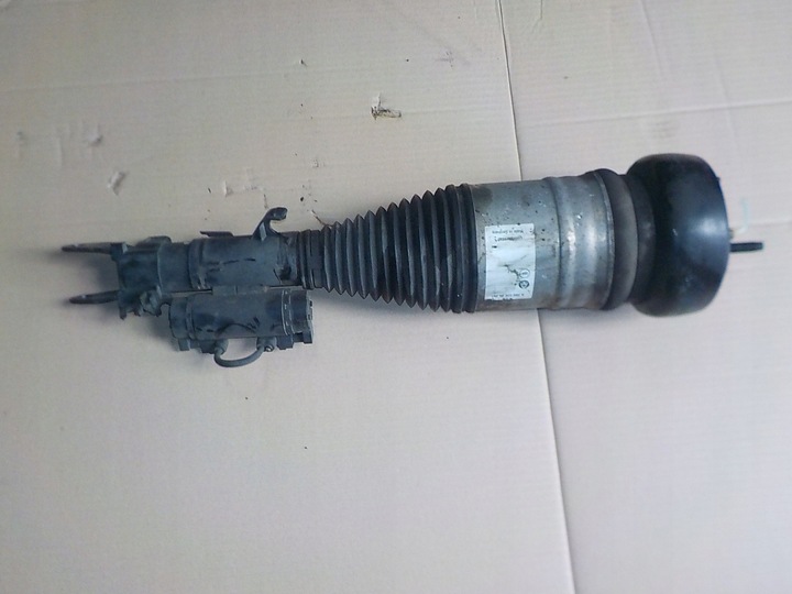 фото №1, Амортизатор правий перед mercedes w205 2053200238