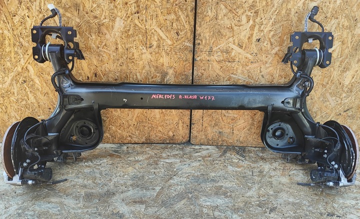 фото №1, Балка зад задня підрамник mercedes a клас w177 b клас w247
