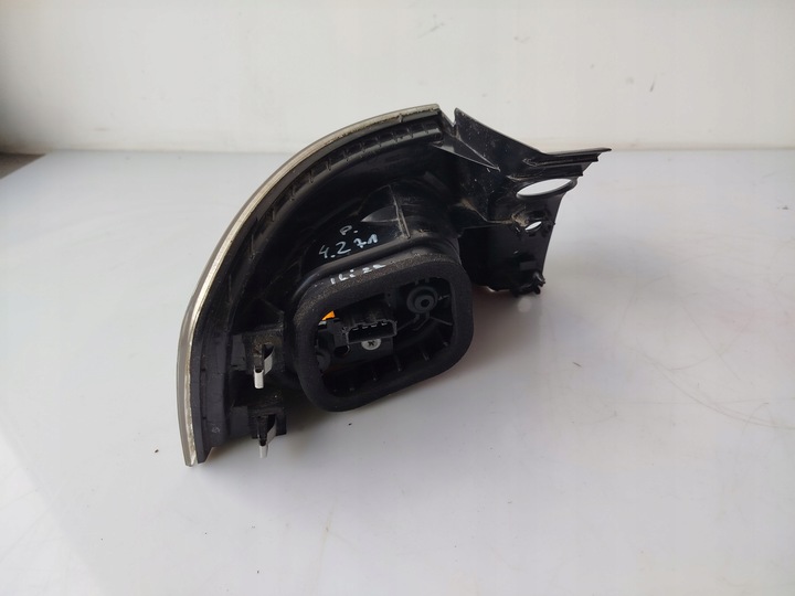 фото №9, Лампа prawatylna правый зад seat ibiza iii hb рестайлинг 6l6945096 6l6945112
