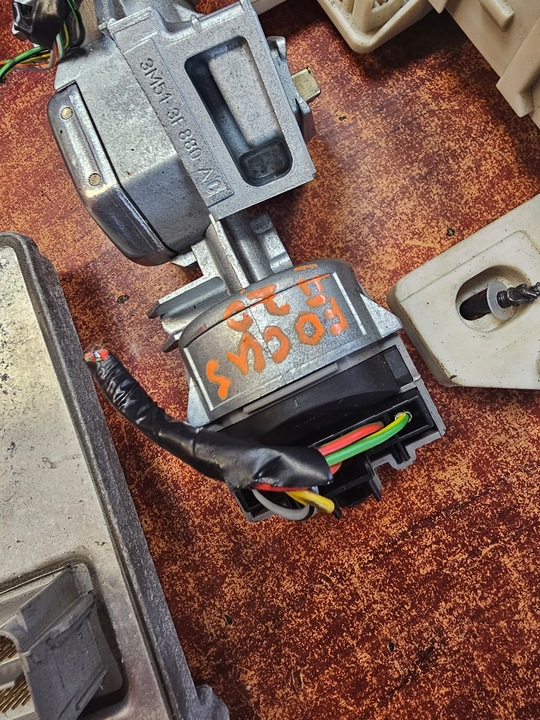 фото №9, Набір імобілайзер стартовий комп'ютер прилади коробка замок запалювання ford focus mk2 2.0b