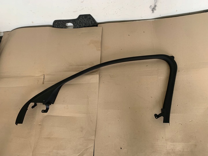 фото №1, Ford mustang mach-e 2021r планка рамка двері праві перед передня оригінал