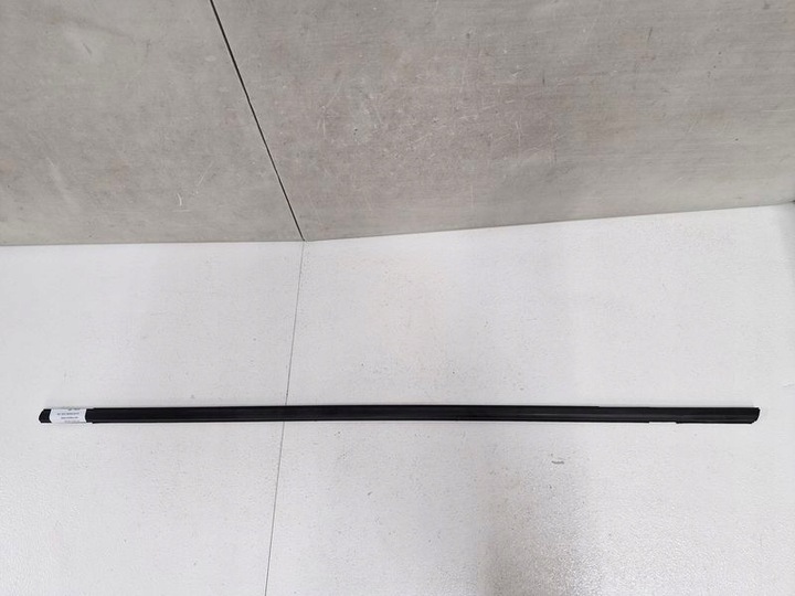 фото №1, Honda civic 8 viii sedan планка дверь накладка левый перед левая передняя