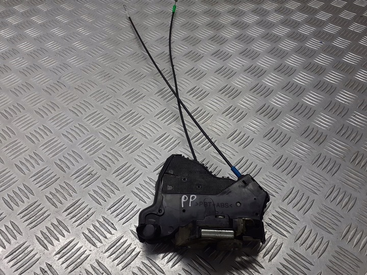 фото №1, Замок двері центральний правий перед toyota avensis t25