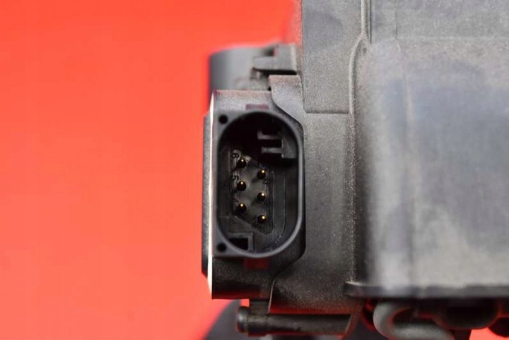 фото №7, Потенциометр педаль газа eu a1693000104 mercedes b-klasa w245 2.0 cdi 109 km