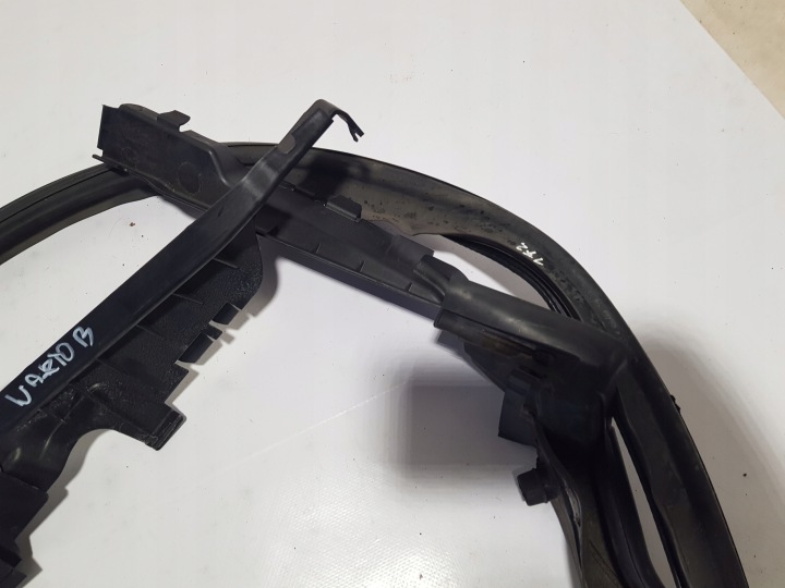 фото №6, Уплотнитель крышки багажника a1727500098 mercedes slk r172 w172