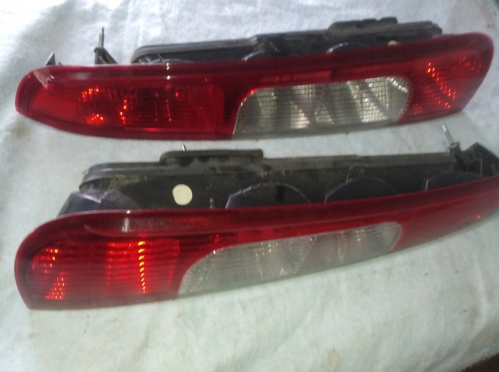 фото №1, Ford c-max i 2003-2007 лампа зад права ліва