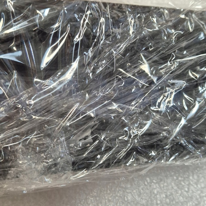 фото №7, Volkswagen touareg ii 7p6837902 перед сторона правая планка стёкла купе