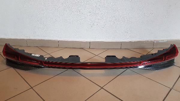 фото №1, Audi q4 q-4 e-tron лампа задняя зад зад средняя 89a945095b