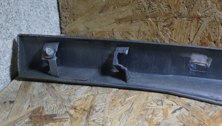 фото №11, Накладка крышки зад citroen c4 grand picasso 9654872977