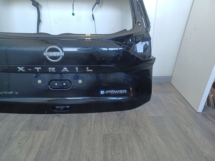 фото №8, Крышка зад задняя --- nissan xtrail x-trail t33 --- крышка багажника ---