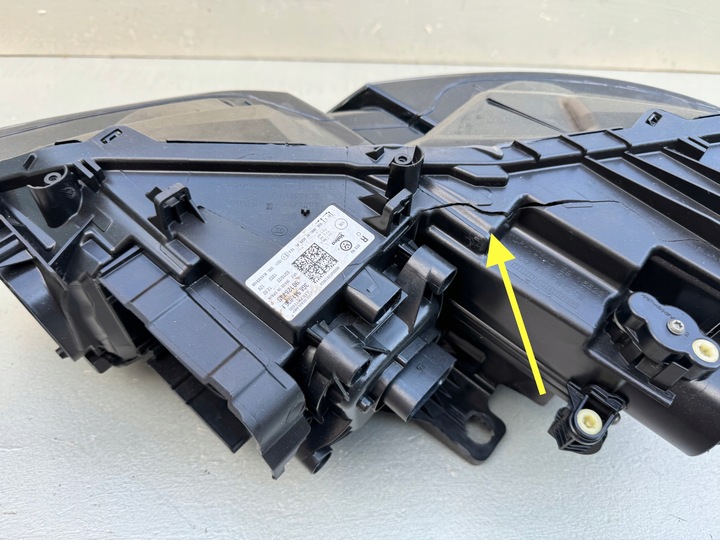 фото №9, Vw arteon 17r- лампа права передня правий перед 3g8941036