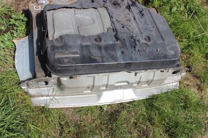 фото №6, Mercedes e-klasa w211 - pas задний ,ванна c775 ,универсал