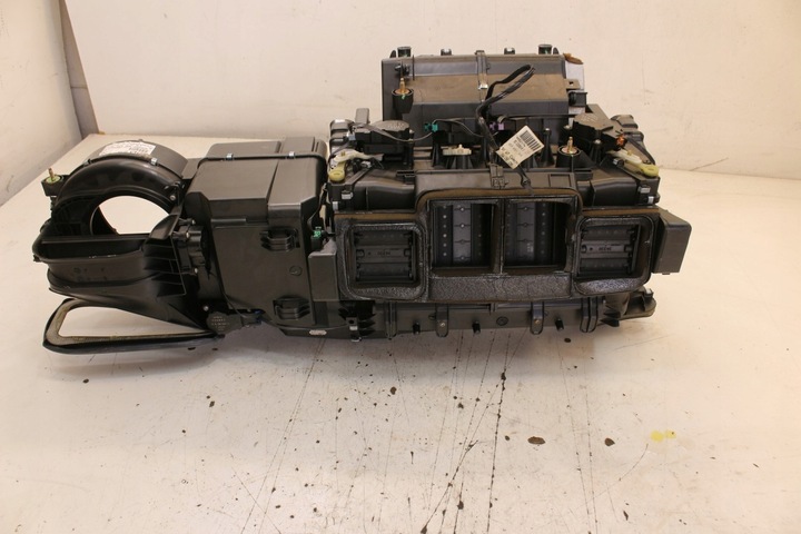 фото №14, Обігрівач корпус mercedes clk w209 рестайлінг європа