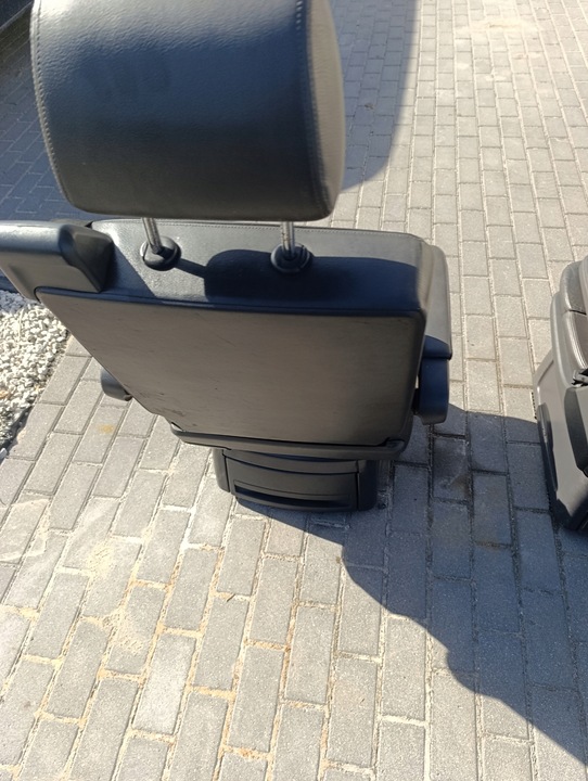 фото №11, Vw t5 t6 multivan сидіння обертові drugi/trzeci ряд з fotelikiem