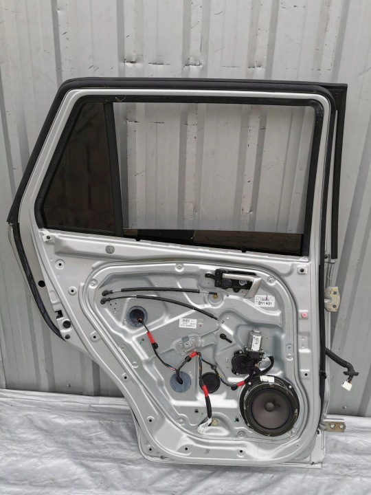 фото №13, Hyundai santa fe ii 06- дверь задние левое зад 83470-2b020