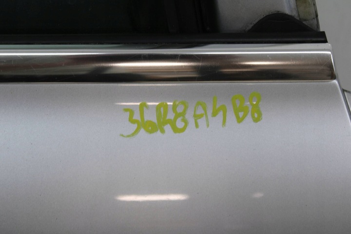 фото №11, Audi a4 b8 2007r- двері праві праві зад задні sedan lx7w - код фарби