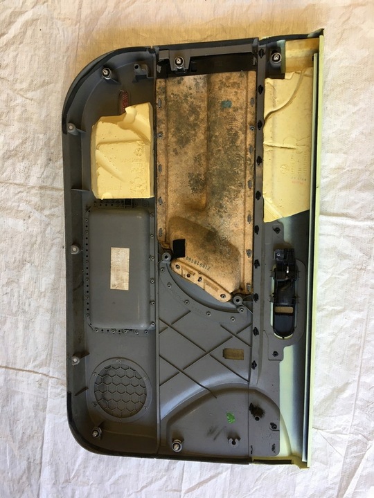 фото №12, Боковина двері оббивка перед new beetle 1998-2010