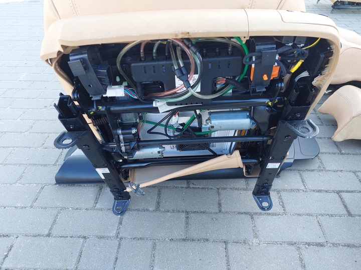 фото №7, Сиденье левый с подогревом вентилируемый + подушка безопасности maserati quattroporte v