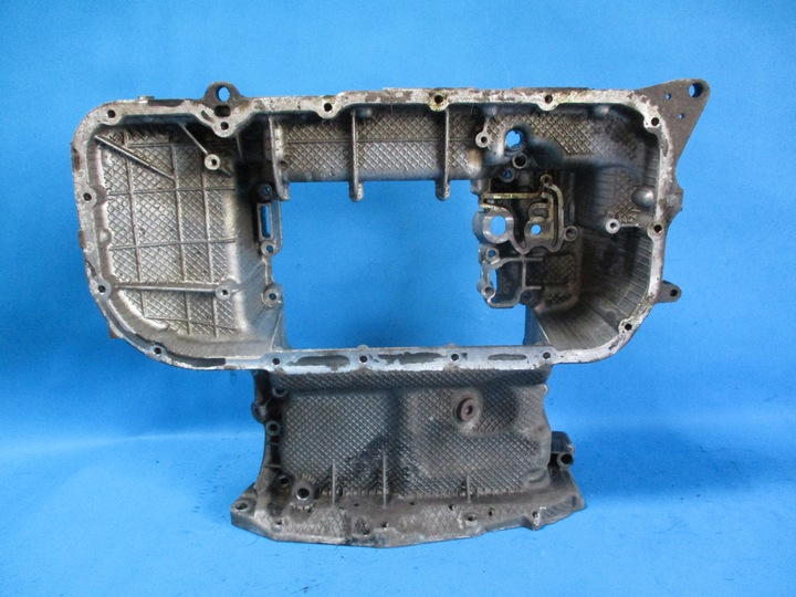 фото №1, Поддон масляная audi a6 c7 3.0 tdi cla 059103601cb