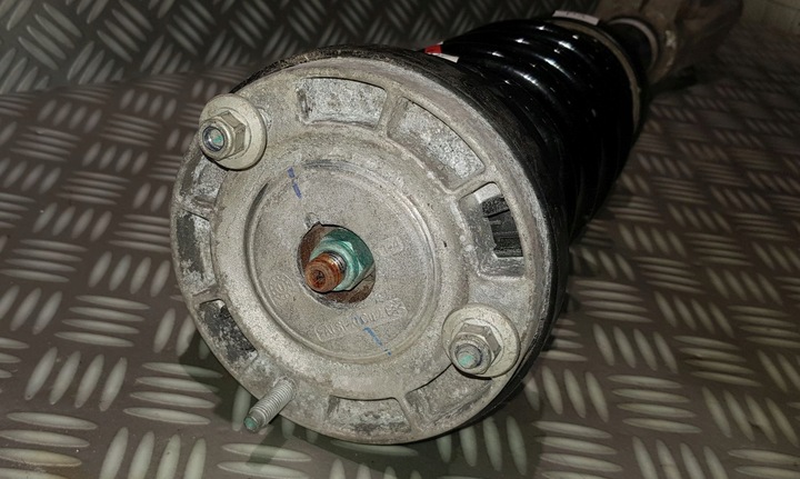 фото №7, Jaguar f-pace x761 амортизатор правые перед переднее 2.0 d awd 4x4 mcperson