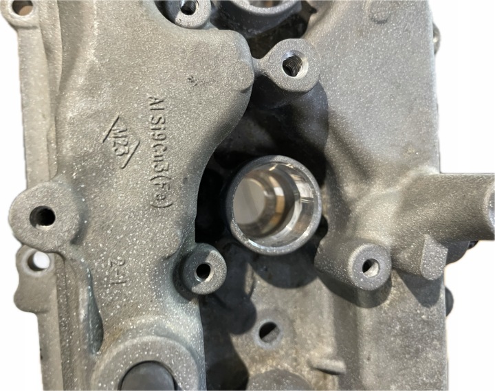 фото №5, Крышка клапанов крышка renault dacia nissan 1.2tce h5f400 2012r-