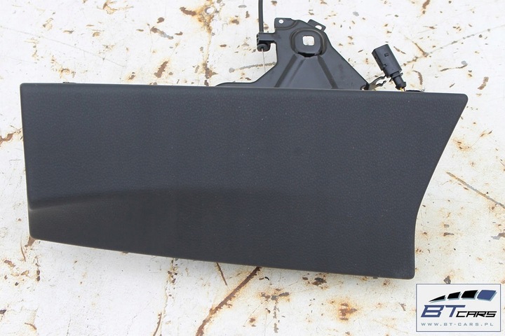 фото №8, Vw eos заглушка бардачка крыша 1q0868851d 1q0868852d 1q0 868 851 d 1q0 868 8