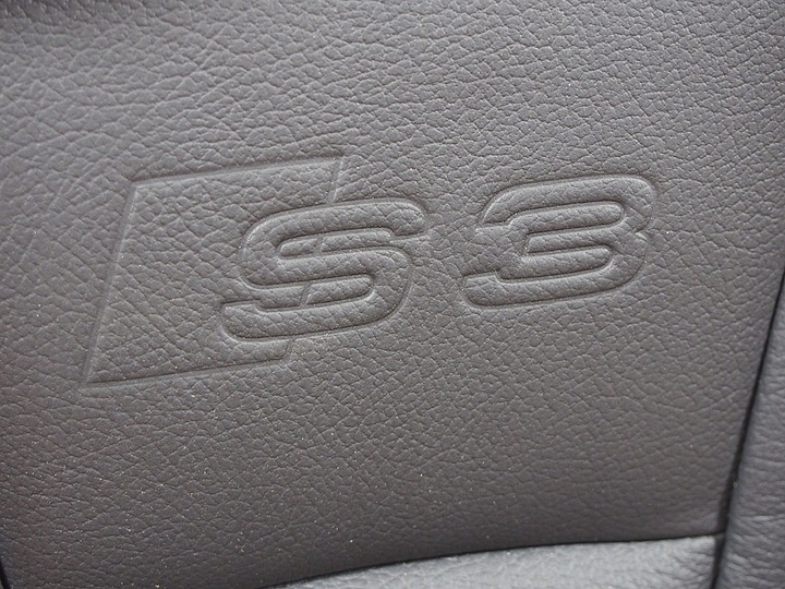 фото №8, Audi s3 8v sedan сидіння диван шкіра біла nić нагрівання bang