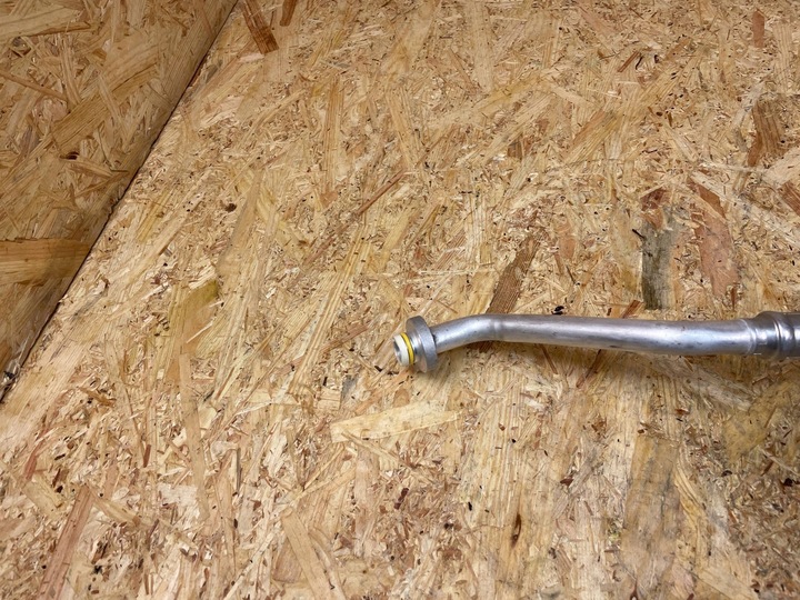 фото №6, Шланг трубка шланг кондиціонера volvo xc40 ii 32275946 2017-