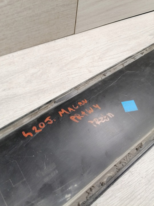 фото №10, Macan планка двері праві перед 95b837890p