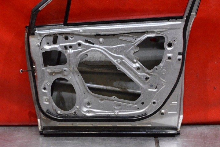 фото №13, Дверь правая перед передние g1u subaru forester 4 iv 12-16
