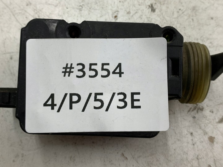 фото №10, Bmw e53 x5 амортизатор крышки заливка топлива 8355056